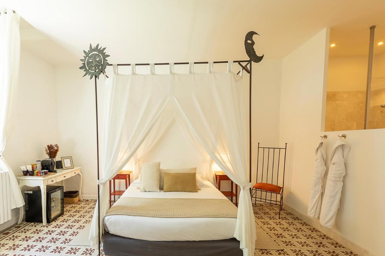 Mas De Capelou Bed & Breakfast อาวีญง ภายนอก รูปภาพ