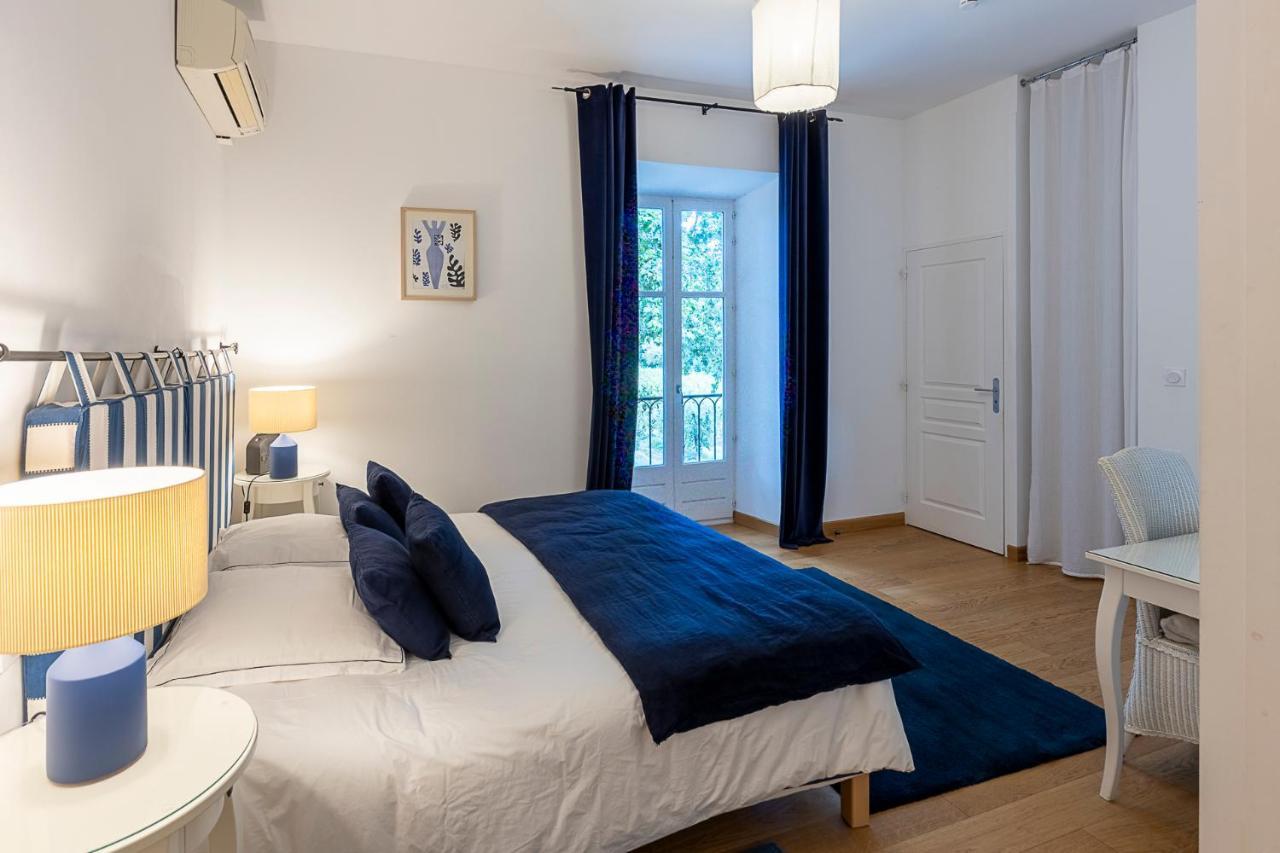 Mas De Capelou Bed & Breakfast อาวีญง ภายนอก รูปภาพ