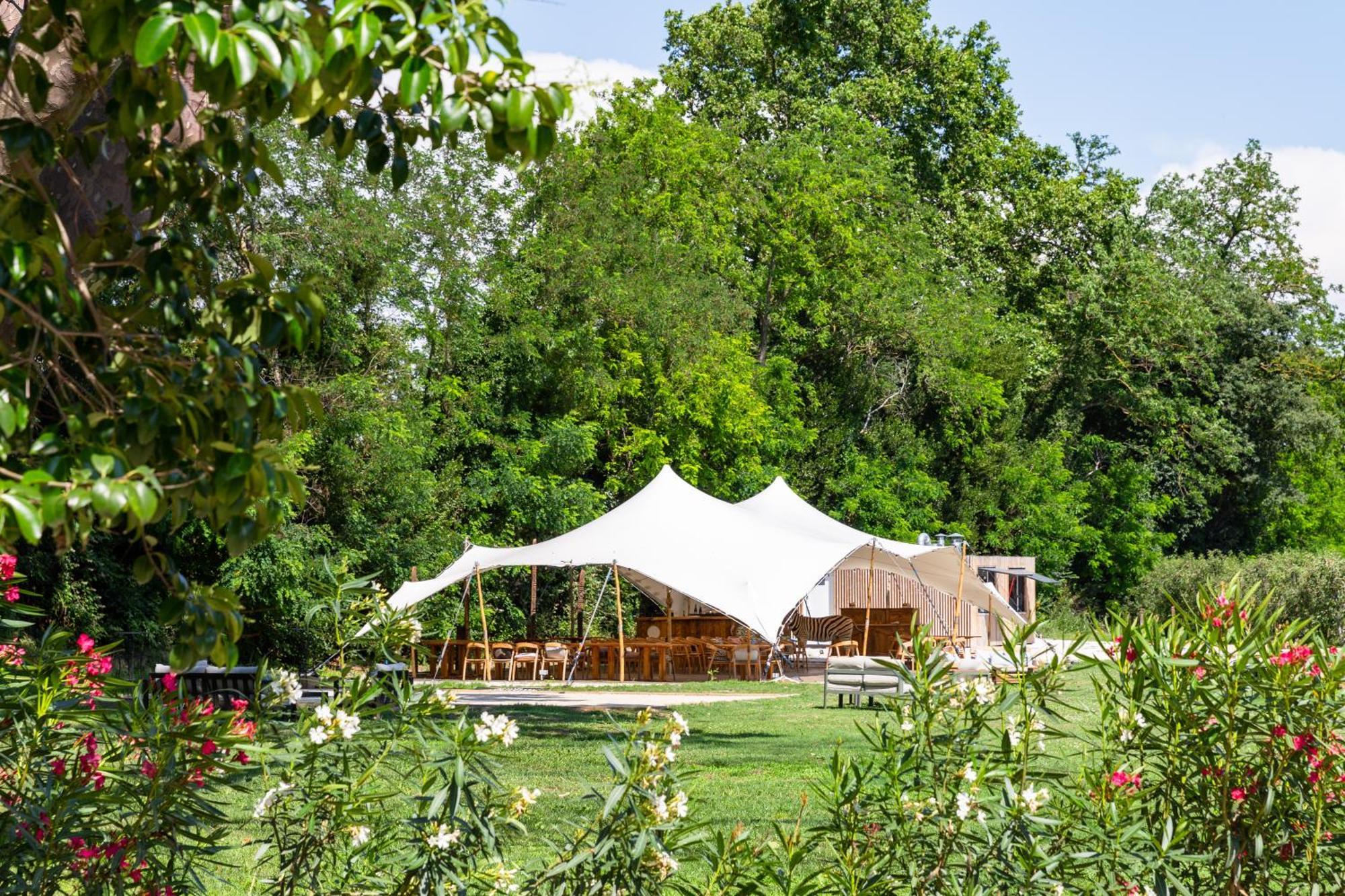 Mas De Capelou Bed & Breakfast อาวีญง ภายนอก รูปภาพ